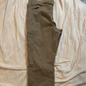 Men’s cargo pants-